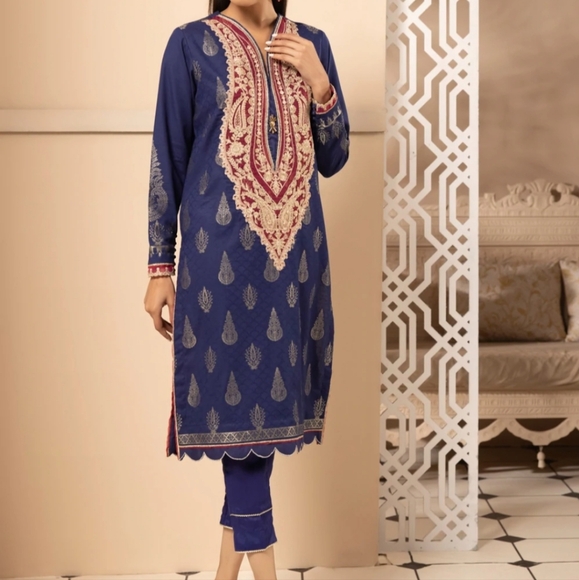 Pakistani Jacquard kurta by Sapphire - Picture 1 of 8